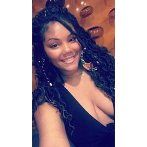 Meet your Posher, Sharine